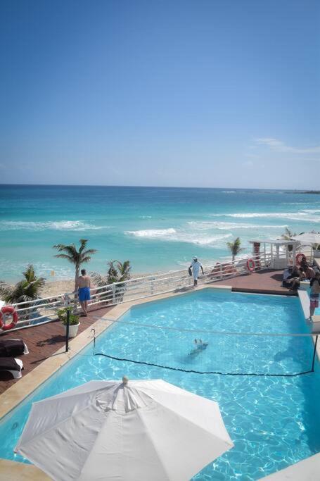 Estudio 4 Sobre Playa, Alberca, Gimnasio, Jacuzzi Apartment Cancún